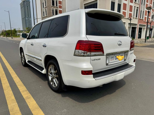 Lexus Lx 570 full option year 2013 👉ម្ចាស់ដើមទិញថ្មីខ្លាញ់គោពី អាមេរិច កម្រមាន