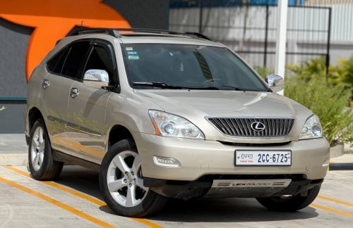 Lexus Rx330 P1 2004 hf 20900$ មានលុយ6000$ដកឡាន ធានាឡានមូល អត់បុក អត់ច្រេះ