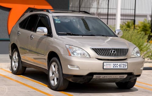 Lexus Rx330 P1 2004 hf 20900$ មានលុយ6000$ដកឡាន ធានាឡានមូល អត់បុក អត់ច្រេះ