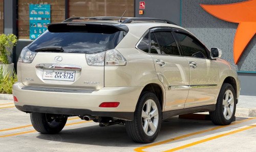 Lexus Rx330 P1 2004 hf 20900$ មានលុយ6000$ដកឡាន ធានាឡានមូល អត់បុក អត់ច្រេះ
