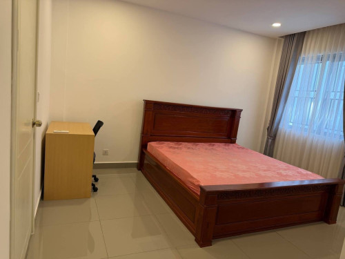 Link house for rent at Borey Chipmong 598