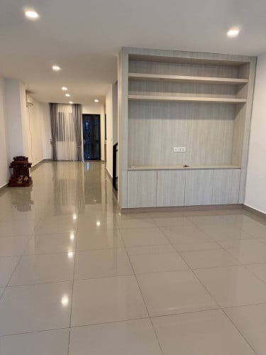 Link house for rent at Borey Chipmong 598