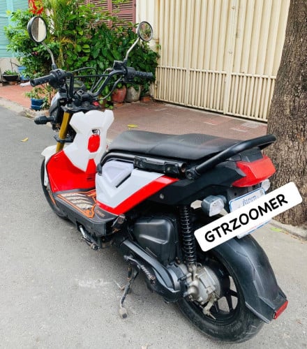 LKK Zoomer (390$,from Singapore)