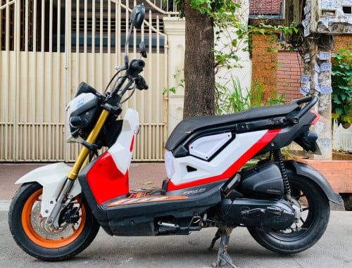 LKK Zoomer (390$,from Singapore)