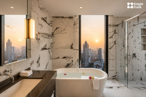 Luxury Penthouse Duplex for Rent | BKK1, Phnom Penh (Ref: KHRA750) 5 Bedrooms | 6 Bathrooms
