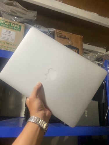 MacBook Air 13 inch 2015(190$) Core i5 Ram 8GB SSD 128GB Keyboard light New99%