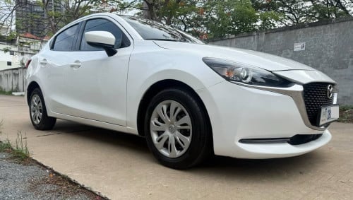 Mazda 2.sedan 2023ម្ចាស់ដើមទី1