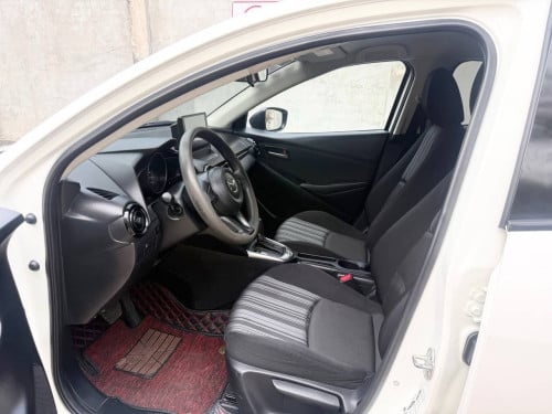 Mazda 2.sedan 2023ម្ចាស់ដើមទី1