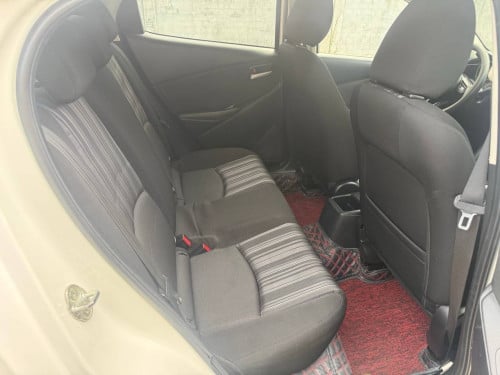Mazda 2.sedan 2023ម្ចាស់ដើមទី1