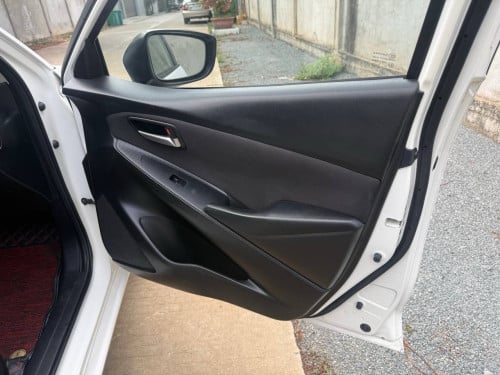 Mazda 2.sedan 2023ម្ចាស់ដើមទី1