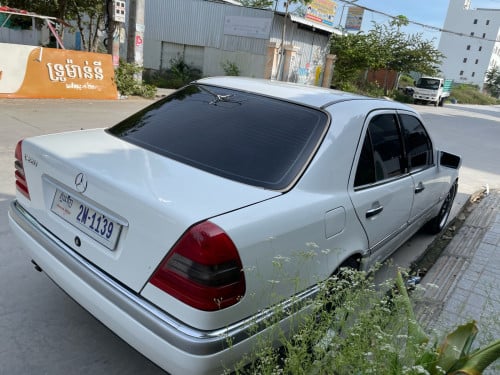 Mecerdes C220
