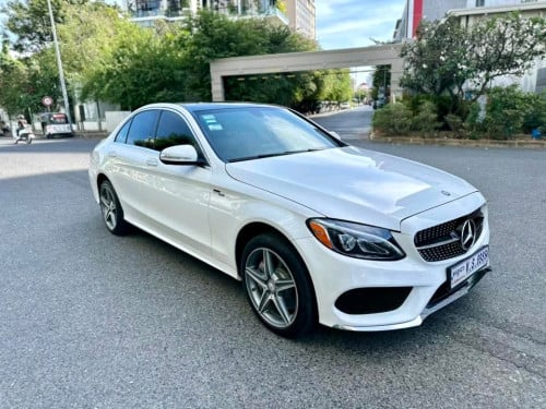 Mercedes Benz c300 2015 AMG អេក្រង់ធំ ឡានថ្នាំនៅ90% តំលៃ 25900$ ចចាត