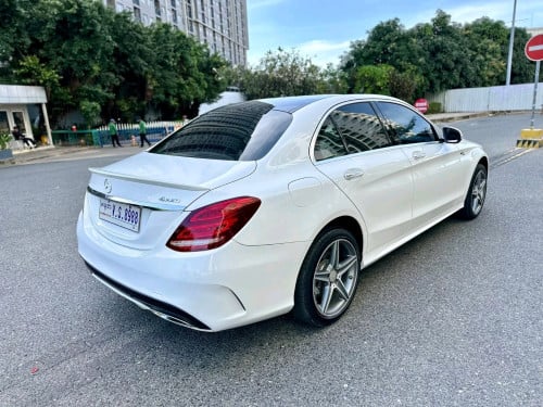 Mercedes Benz c300 2015 AMG អេក្រង់ធំ ឡានថ្នាំនៅ90% តំលៃ 25900$ ចចាត