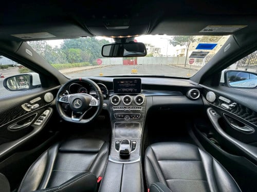 Mercedes Benz c300 2015 AMG អេក្រង់ធំ ឡានថ្នាំនៅ90% តំលៃ 25900$ ចចាត