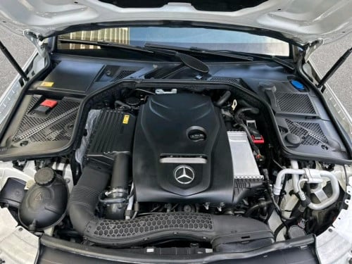 Mercedes Benz c300 2015 AMG អេក្រង់ធំ ឡានថ្នាំនៅ90% តំលៃ 25900$ ចចាត