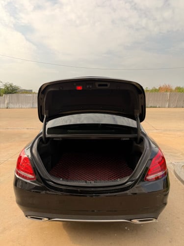 Mercedes C300 luxury up AMG 2015