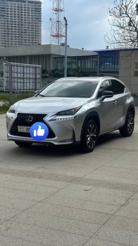 Nx200T 2015 luxury ឡានស្អាត តំលៃ29500$ចចារ