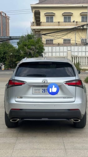 Nx200T 2015 luxury ឡានស្អាត តំលៃ29500$ចចារ