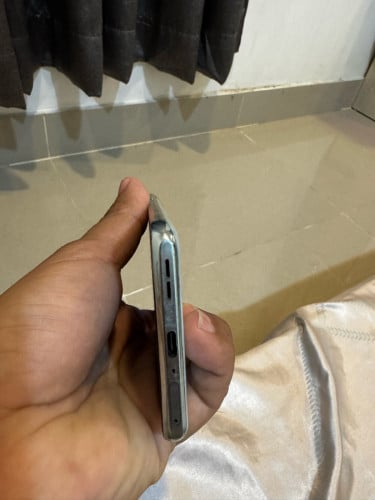 OnePlus 10T Ram16GB 256GB Snapdragon 8+ Gen1បែកអេក្រង់ តែថាច់នៅធម្មតា