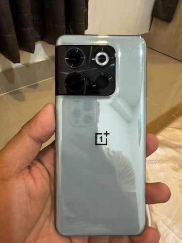 OnePlus 10T Ram16GB 256GB Snapdragon 8+ Gen1បែកអេក្រង់ តែថាច់នៅធម្មតា