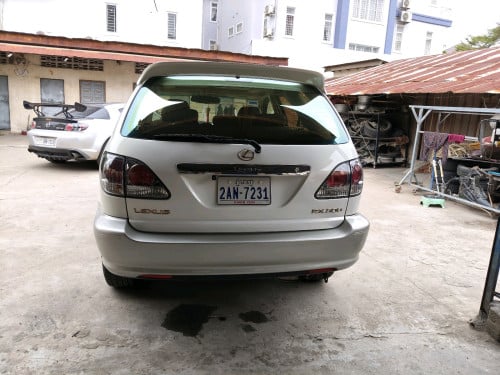 Rx 300 ប៉ុង2 2002