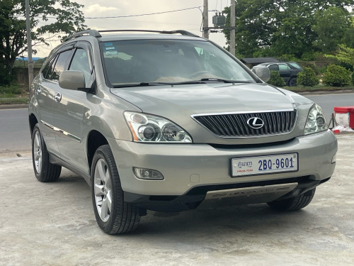 Rx330 ឆ្នាំ​ 05 ប៉ុង1​ ពាក់កណ្ដាល​ហ្វូល​