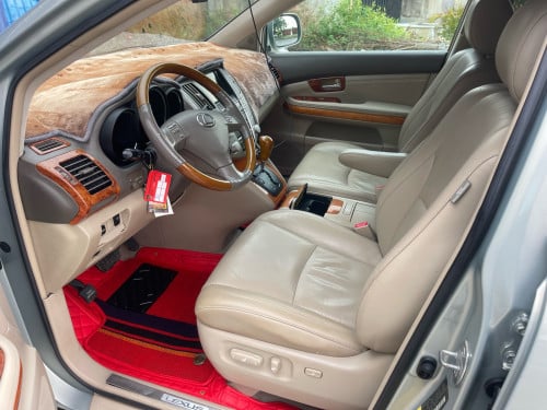 Rx330 ឆ្នាំ​ 05 ប៉ុង1​ ពាក់កណ្ដាល​ហ្វូល​