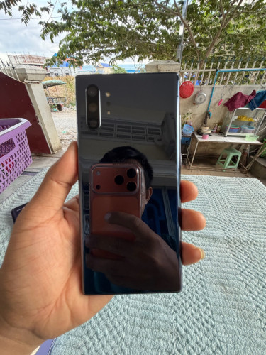 Samsung Note 10 Plus 5G Ram12/256GB តួ​ខ្នងស្អាត​ខ្ចី​98%