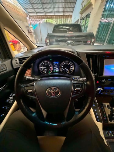 Sell car alphart. 2018. Original