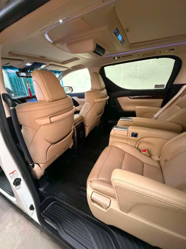 Sell car alphart. 2018. Original