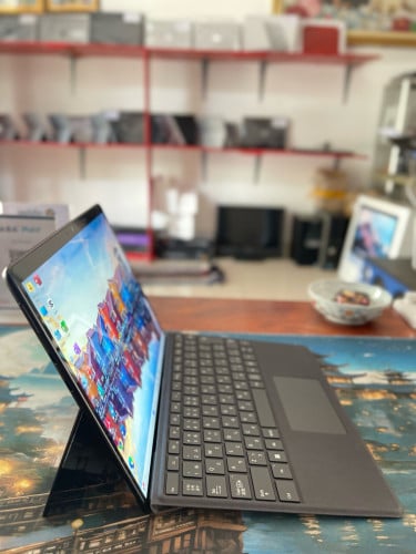 Surface Pro X 4G LTE