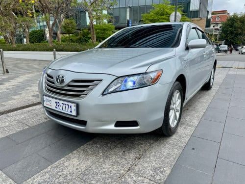 Toyota Camry hybrid ឆ្នាំ 2007 ពណ៌​ទឹក​ប្រាក់