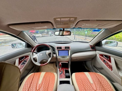 Toyota Camry hybrid ឆ្នាំ 2007 ពណ៌​ទឹក​ប្រាក់