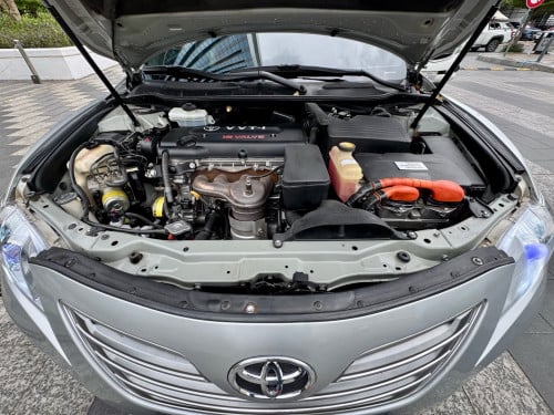 Toyota Camry hybrid ឆ្នាំ 2007 ពណ៌​ទឹក​ប្រាក់