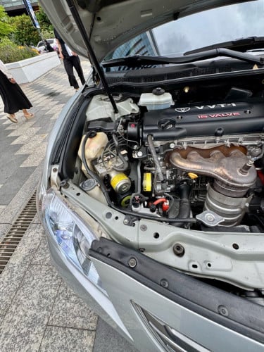 Toyota Camry hybrid ឆ្នាំ 2007 ពណ៌​ទឹក​ប្រាក់