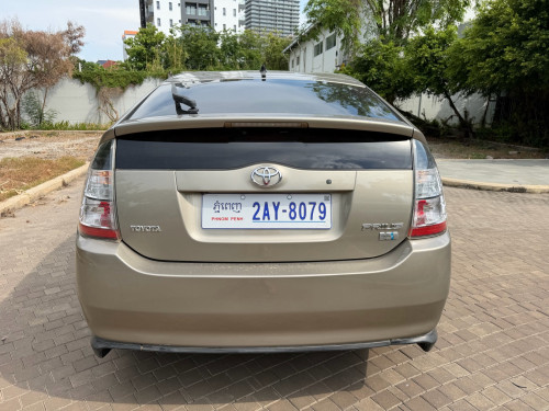 Toyota Prius 2005 full option