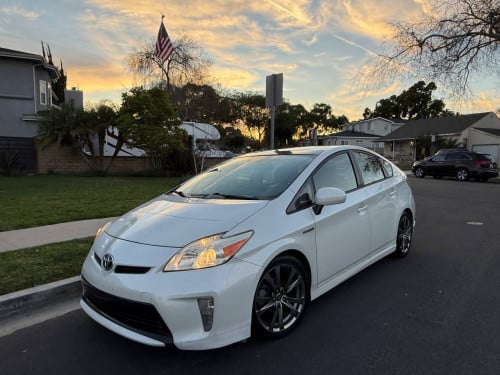Toyota Prius 2014 Opt4 Delux Solar PlusPerformance
