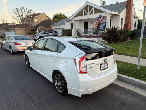 Toyota Prius 2014 Opt4 Delux Solar PlusPerformance