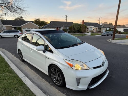 Toyota Prius 2014 Opt4 Delux Solar PlusPerformance