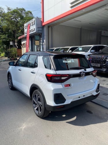 Toyota Raize 2026 មានស្តុកទិញភ្លាមបានភ្លាម