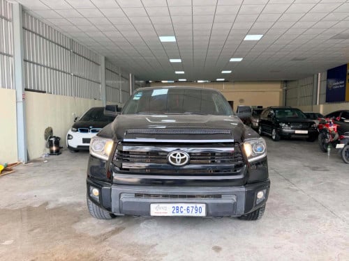 Toyota Tundra 2007 Up 2021 ប៉ុង2 Limited សាំងនឹងហ្គាស់