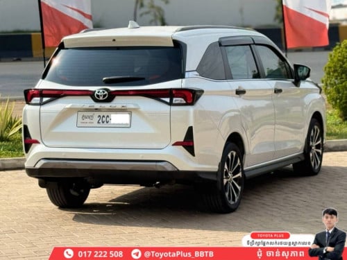 TOYOTA VELOZ 2025