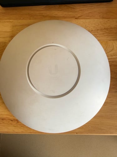 Unifi U6-LR + Adaptor + Ceiling Mount