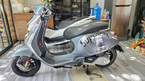 Vespa Sprint 2022 new 99%