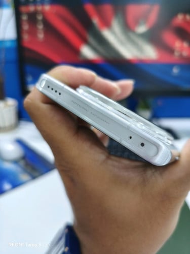 Vivo X100 Ultra 16/512g សាណុំ ស្អាត 99.99%