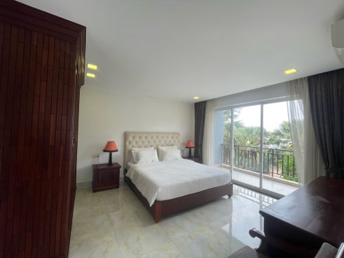 Western Style One Bedroom Apartment with Swimming pool for Rent-Svay Dangkum