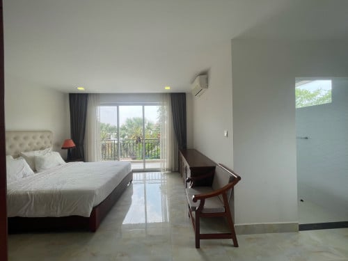 Western Style One Bedroom Apartment with Swimming pool for Rent-Svay Dangkum