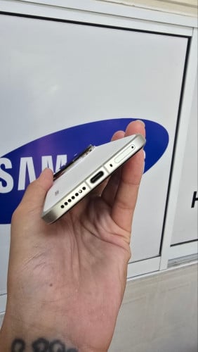 Xiaomi 14 ultra 16G 512G 98.99% 449$