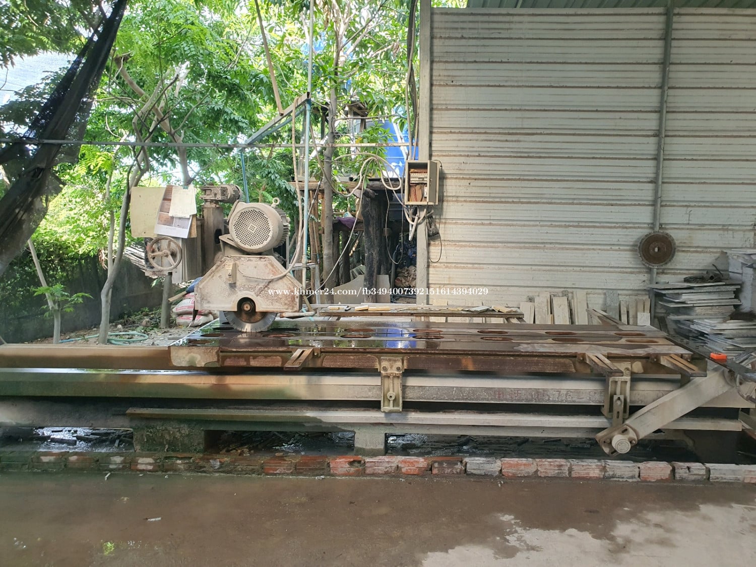 ត្រូវការលក់ម៉ាសុីនកាត់ថ្មម៉ាបតំម្លៃធូរ