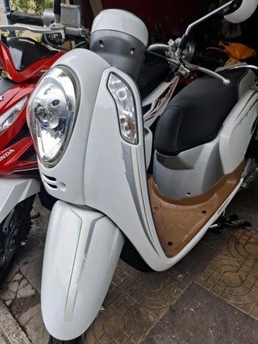 ម៉ួតួលក់